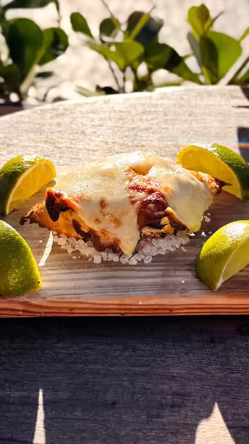 Frutos do mar gratinados servidos no Mar de Copa